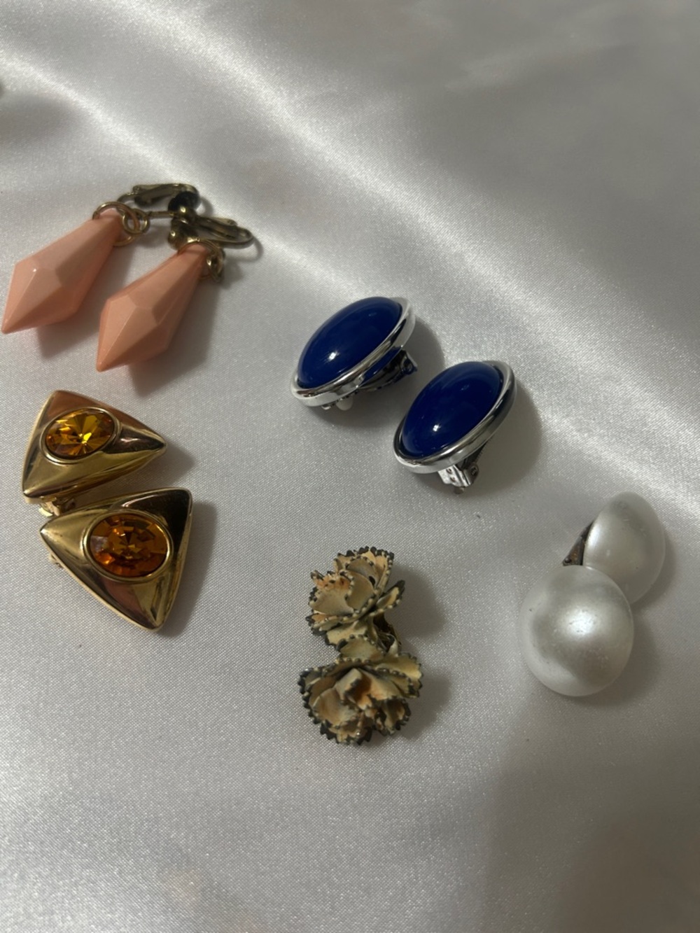 5 Variety Oval Clip-On Earrings - Unbranded #J410G